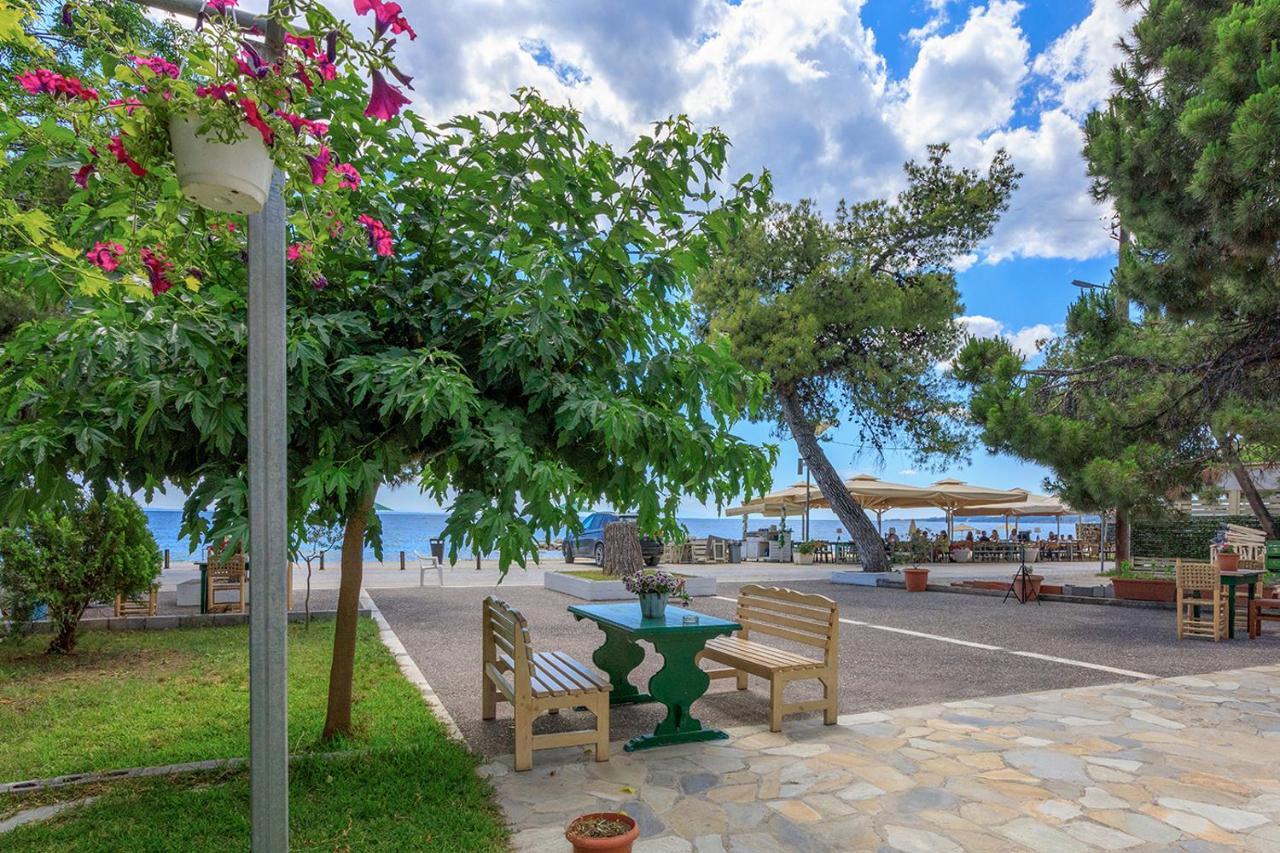 Agapitos Apartments Нікіті Екстер'єр фото