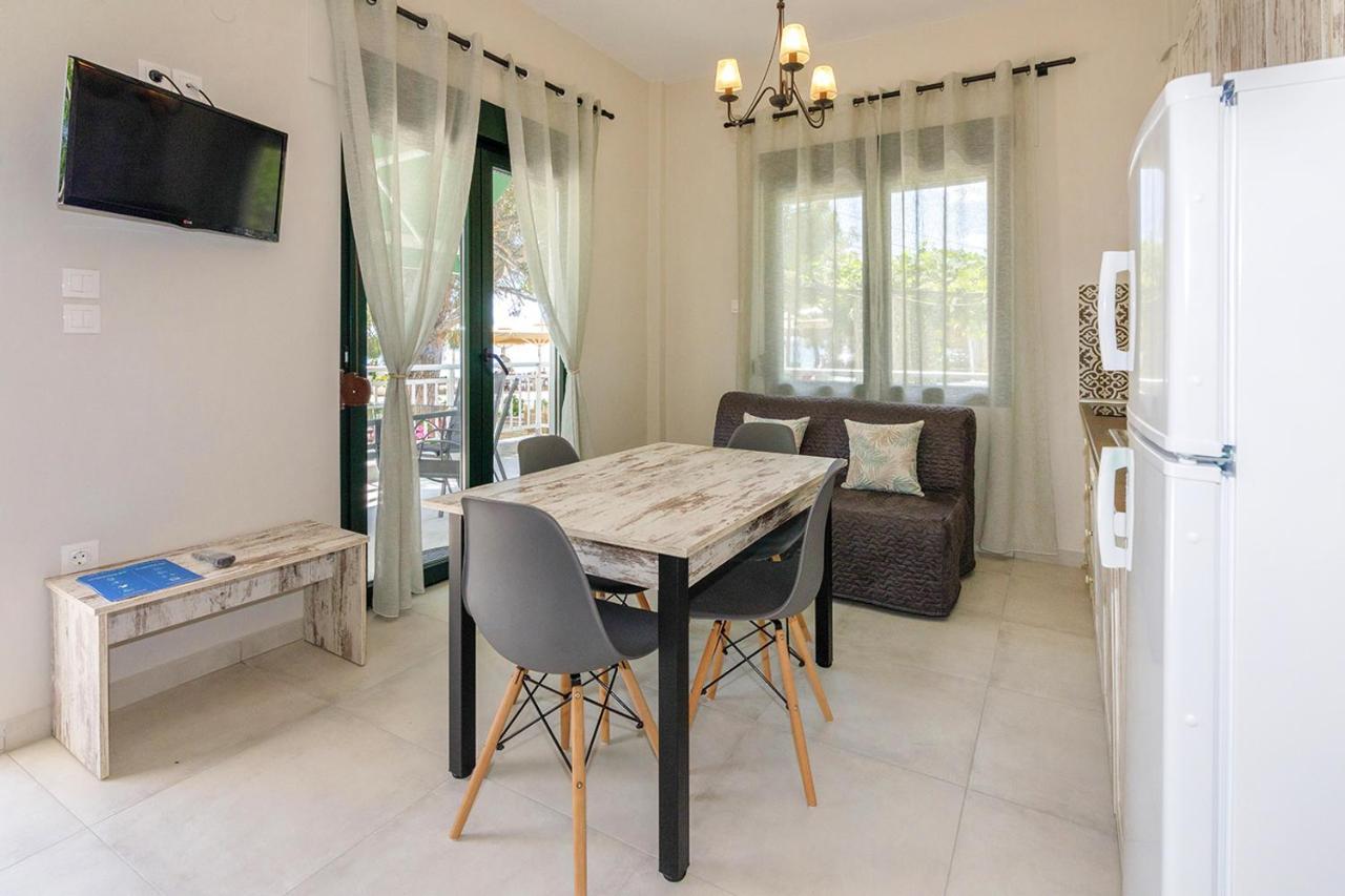 Agapitos Apartments Нікіті Екстер'єр фото