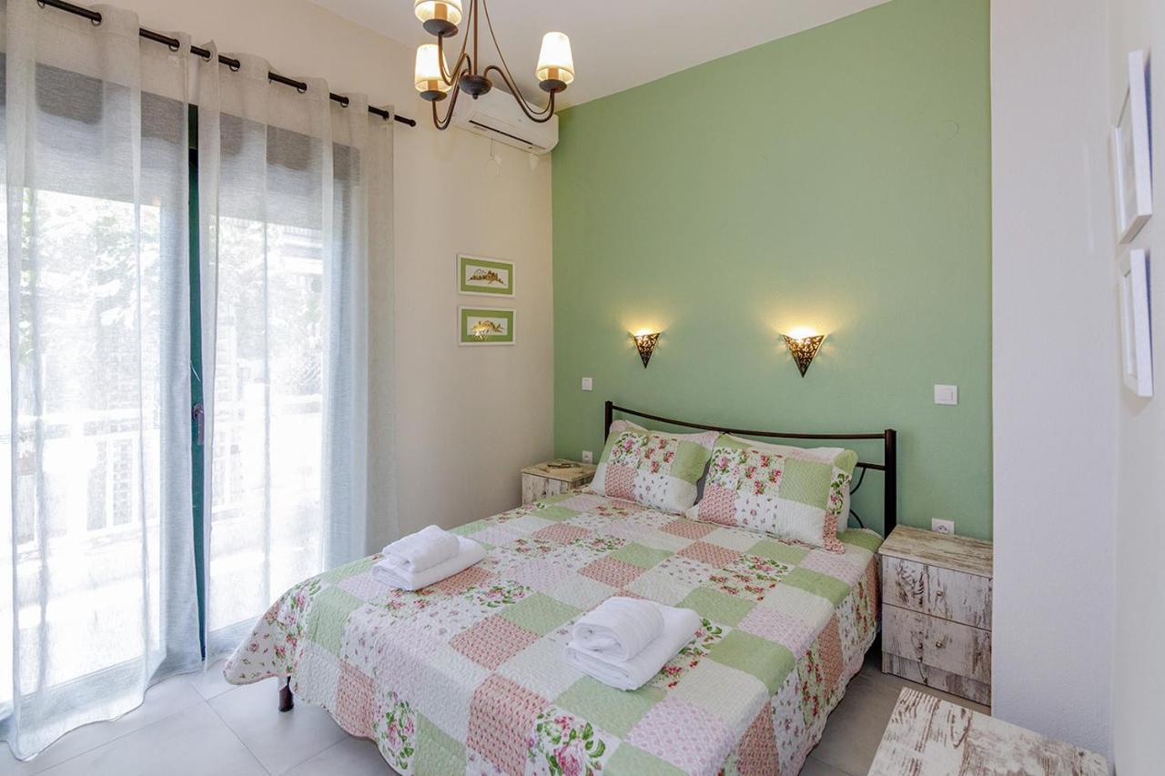 Agapitos Apartments Нікіті Екстер'єр фото