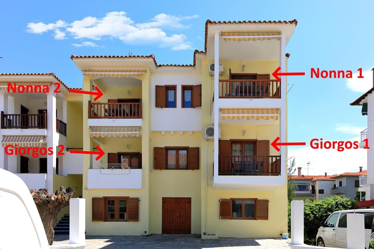 Agapitos Apartments Нікіті Екстер'єр фото